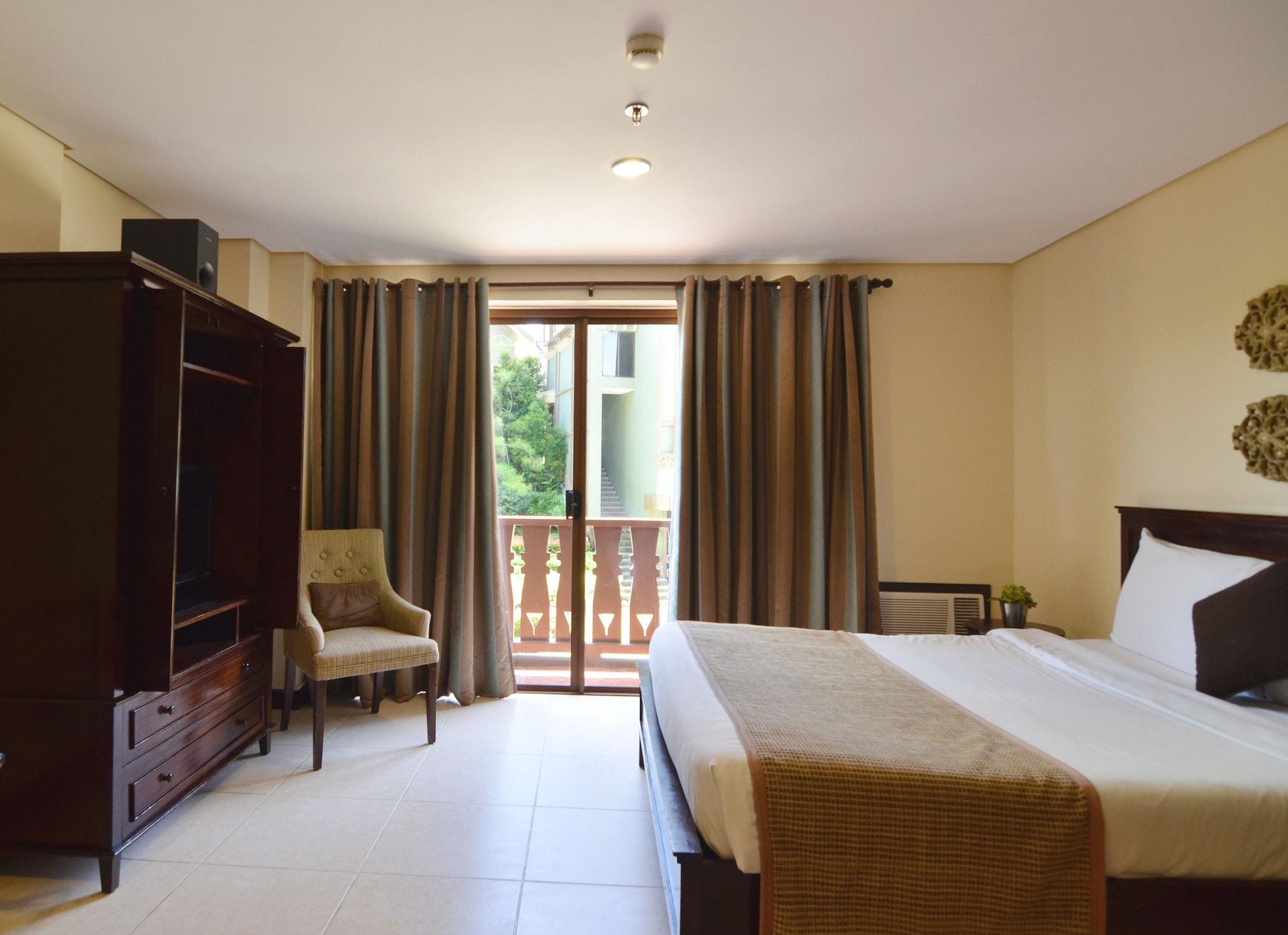 Crosswinds Resort Suites Tagaytay City Ngoại thất bức ảnh