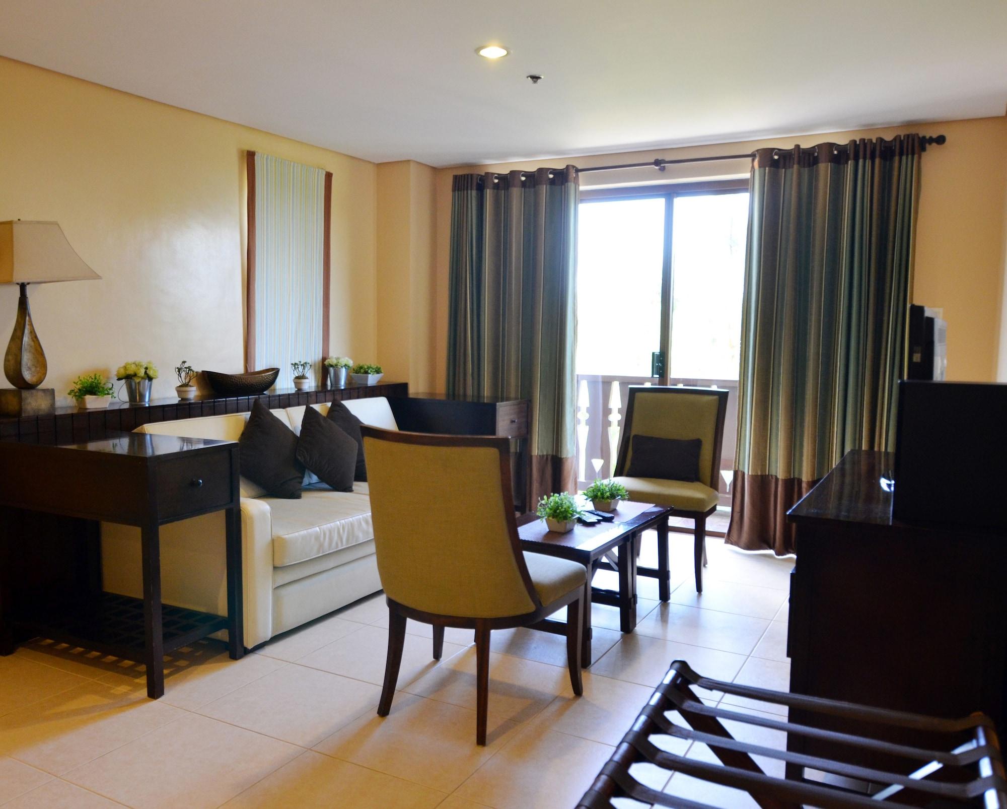 Crosswinds Resort Suites Tagaytay City Ngoại thất bức ảnh