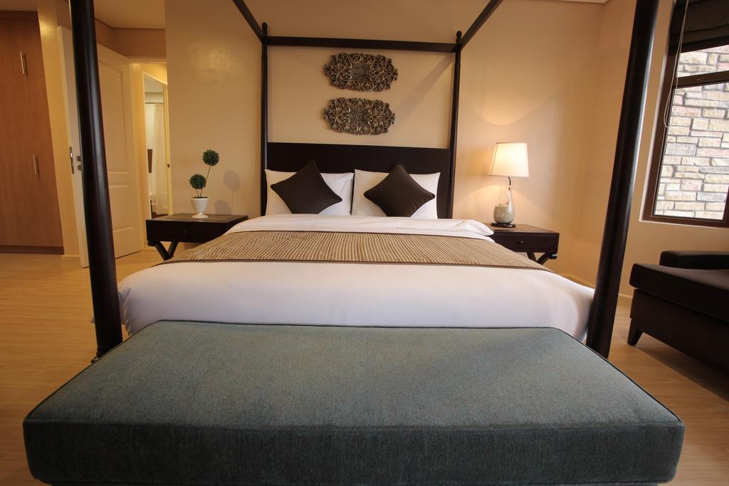 Crosswinds Resort Suites Tagaytay City Ngoại thất bức ảnh