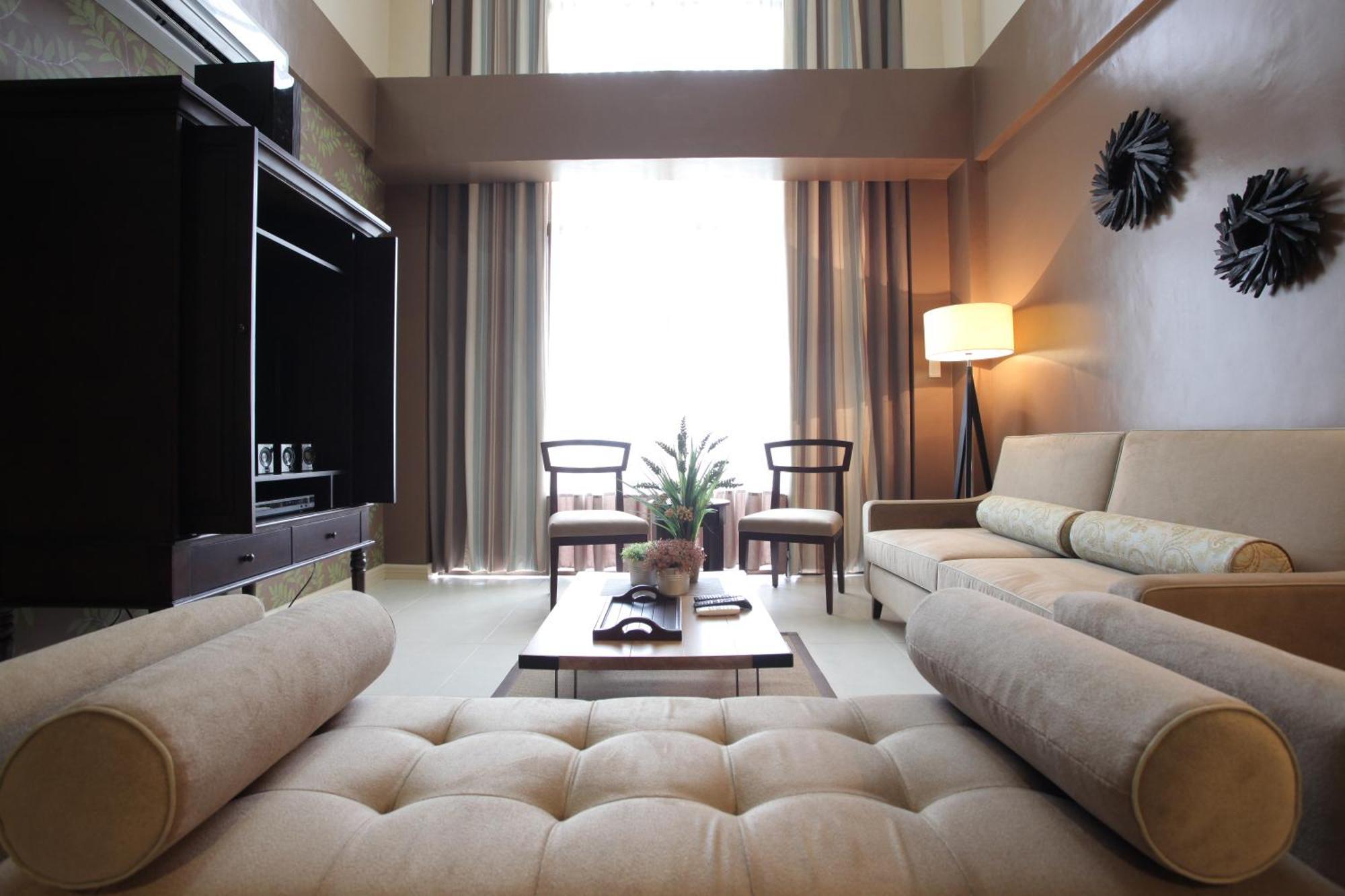 Crosswinds Resort Suites Tagaytay City Ngoại thất bức ảnh