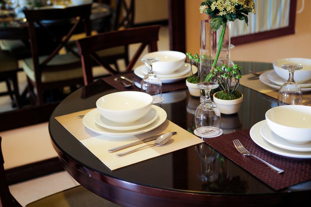 Crosswinds Resort Suites Tagaytay City Ngoại thất bức ảnh